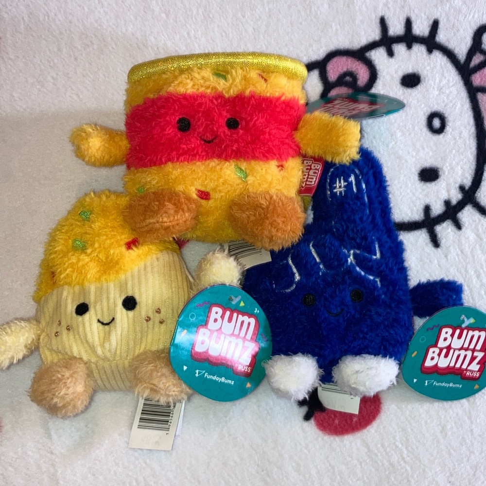 Bnwt 3 Mini 4.5” Bumbumz - Nacho chip, Nacho cheese and Foam finger